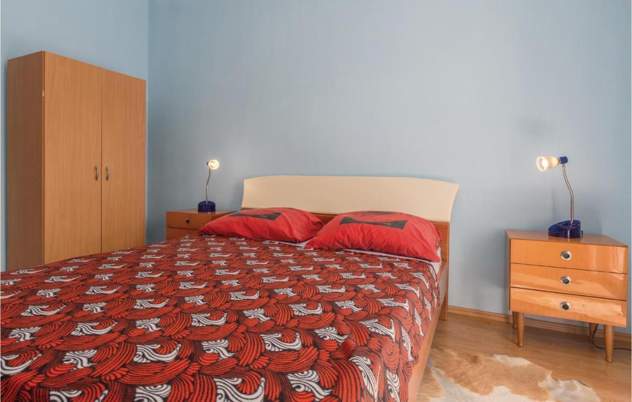 Beautiful apartment in Kastel with 2 Bedrooms Buitenkant foto