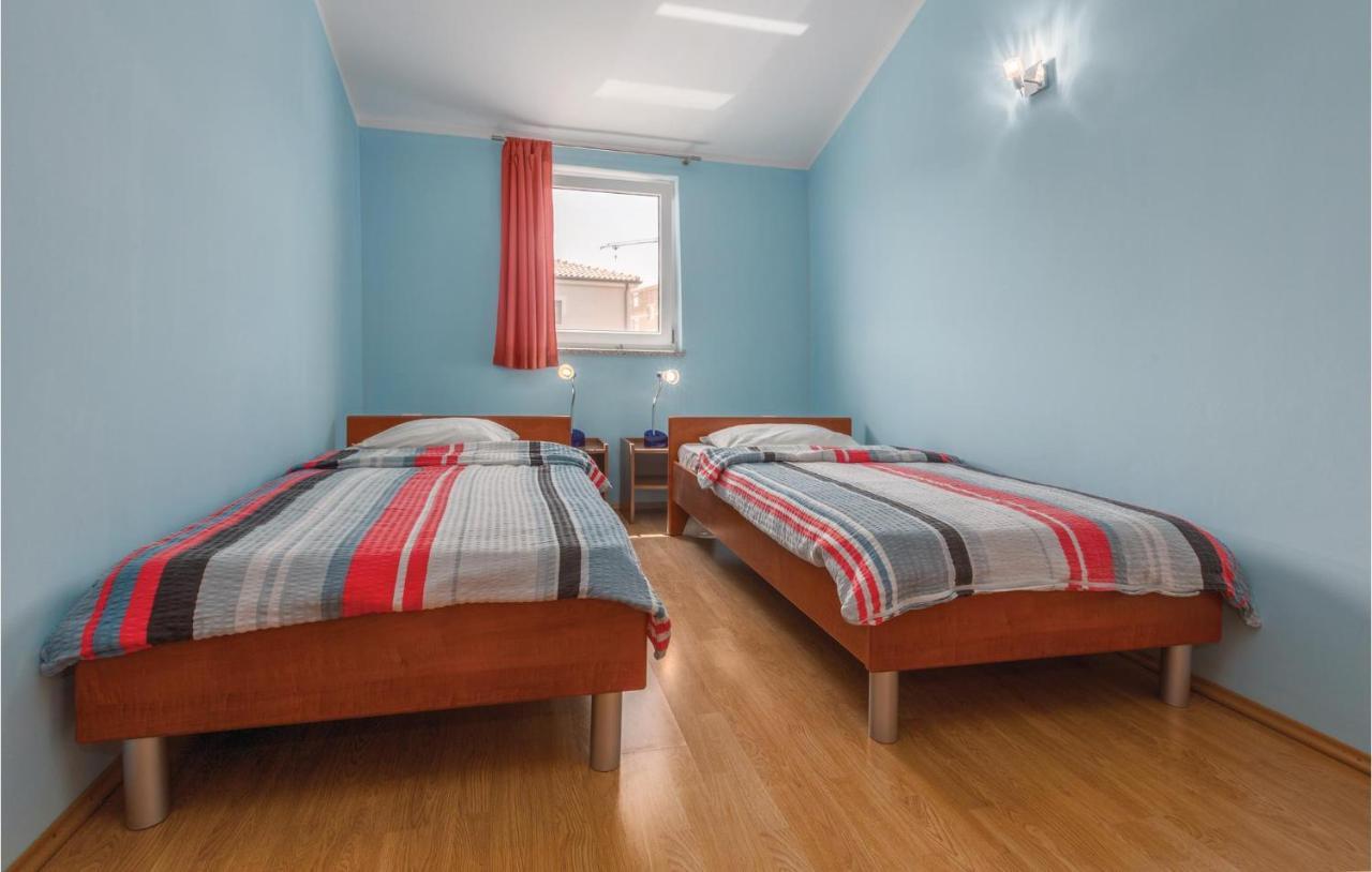 Beautiful apartment in Kastel with 2 Bedrooms Buitenkant foto
